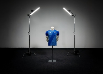 Kosova prezanton fanellat e reja nga Adidas