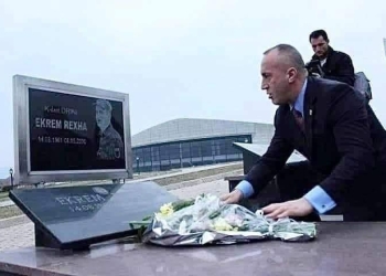 Haradinaj përkujton komandant Drinin dhe dëshmorët e 8 Majit: Lanë gjurmë të pashlyeshme në historinë tonë