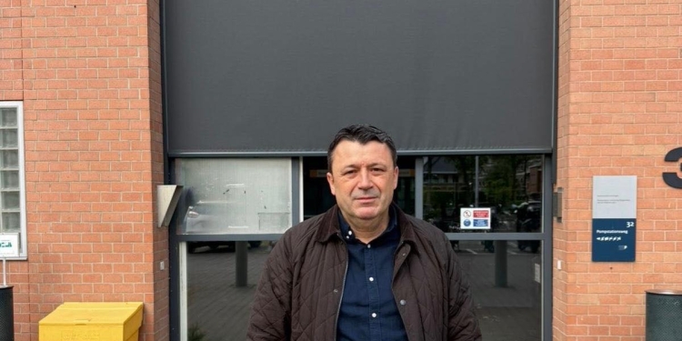 Të fala nga Haga, Hajdar Beqa viziton Kadri Veselin: Çlirimtarët tanë po kthehen