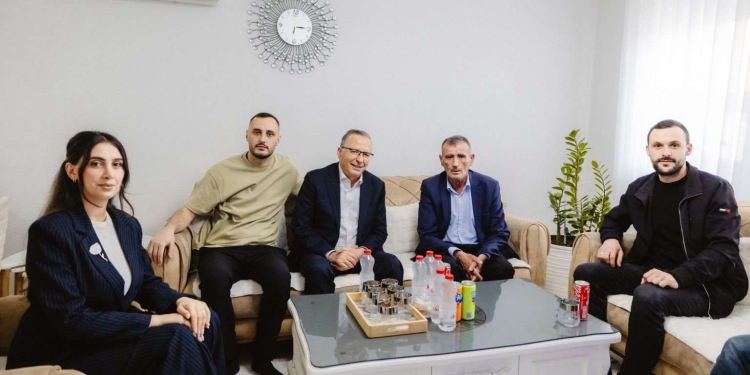 Hamza: Familjet po përballen me çmime të papërballueshme, koha për ndryshim
