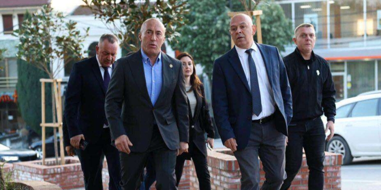 Kush është Ardian Gjini, kryetari i ri i AAK-së?