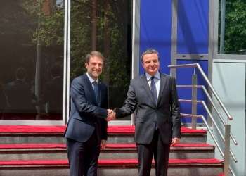 Pas presidencës, ministri i Jashtëm i Shqipërisë shkon në kryeministri