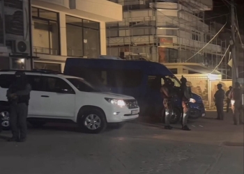 Bastisje, protesta në rrugë dhe Njësi Speciale me maska: Çfarë ndodhi mbrëmë në Skënderaj?