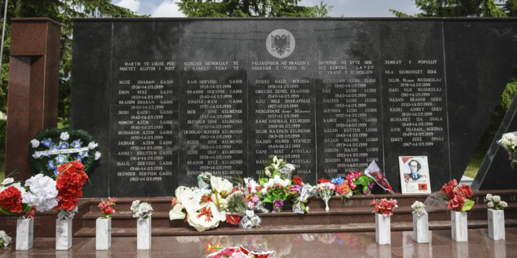 27 vjet nga masakra e Qyshkut, ku u vranë 44 civilë shqiptarë