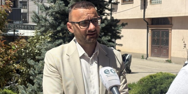 Avokati Jashari thotë se shtyrja e aktgjykimit ndaj ish-krerëve të UÇK-së e thellon padrejtësinë