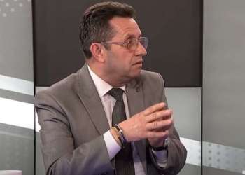 Islami: Serbia po ushtron presion ndaj serbëve të Kosovës përmes Listës Serbe