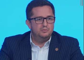 Besian Mustafa: Lumir Abdixhiku pati guximin ta bashkojë të djathtën shqiptare rreth LDK-së