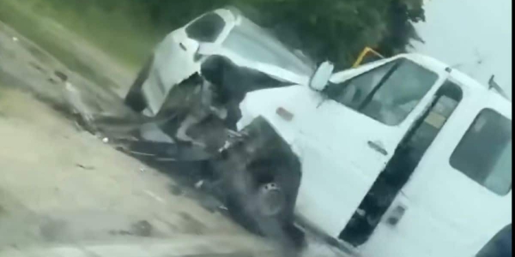 Tre të lënduar në aksidentin mes një veture dhe kamionete në Dobrushë të Istogut, policia jep detaje