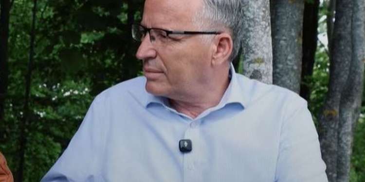 Hamza takon Isak Asllanin në Shtime: Kosova është ndërtuar mbi sakrificë e bashkim, jo mbi urrejtje dhe ndarje
