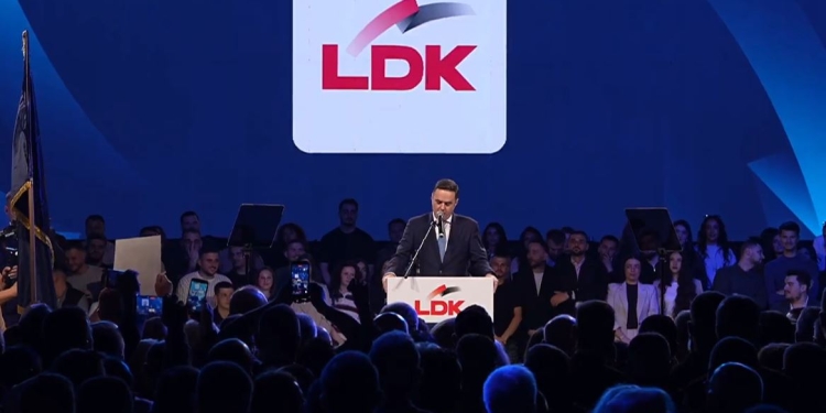 Abdixhiku në tubimin e LDK-së: Qytetarët nuk kanë më nevojë për njerëz që jetojnë nga kriza, nga tensioni e nga përçarja
