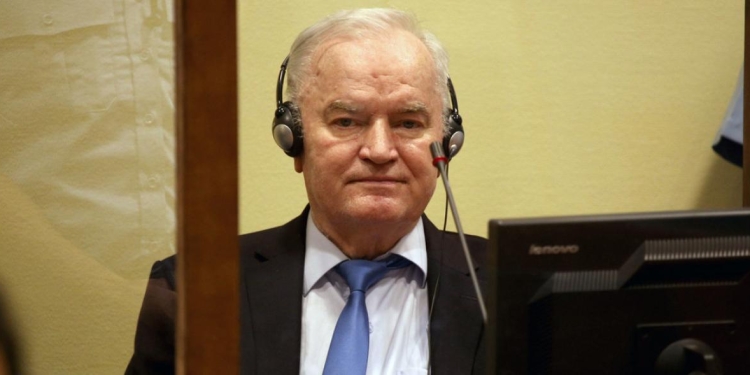 I përkeqësohet gjendja Ratko Mladiqit, dyshohet për sulm në tru