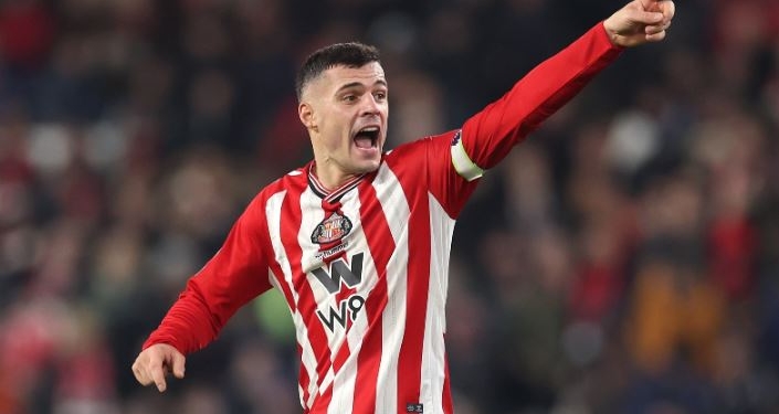 Schmeichel i dërgon sinjal Unitedit: Xhaka, zgjidhja ideale për mesfushën