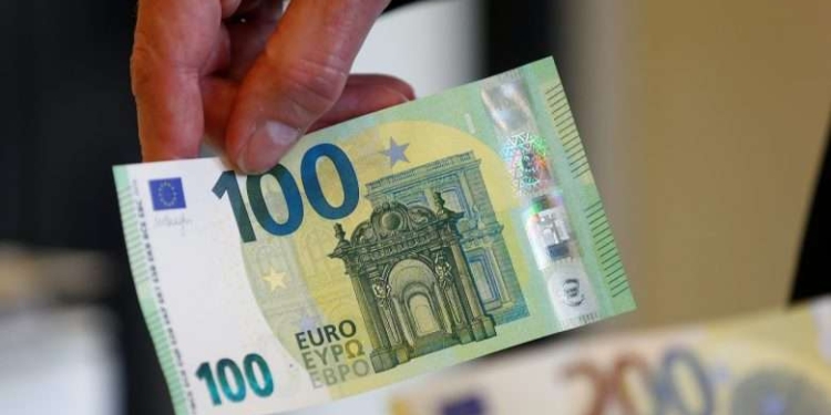 Nesër mbyllet afati për aplikimin për 100 eurot e lëshuara nga qeveria