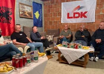 Bekim Gashi takon qytetarët në Grashticë të Gollakut, kërkon mbështetje për LDK-në