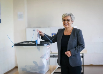 Donika Gërvalla veç me një deputet të partisë së vet mund të jenë në Kuvend