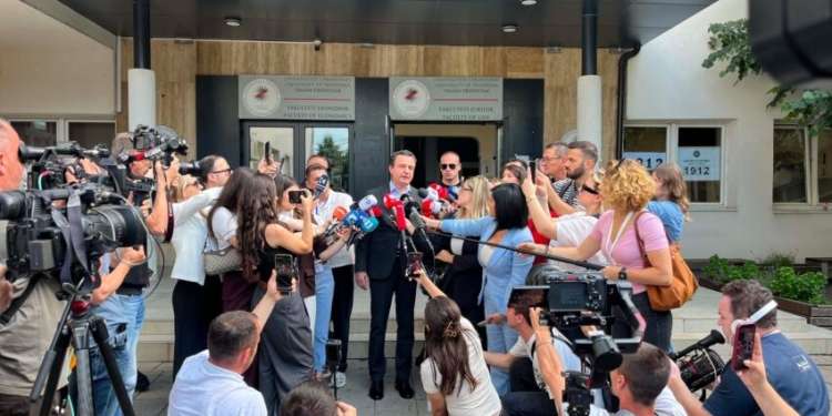 Kurti pas votimit: Sa më e lartë të jetë dalja e qytetarëve, aq më i madh stabiliteti institucional