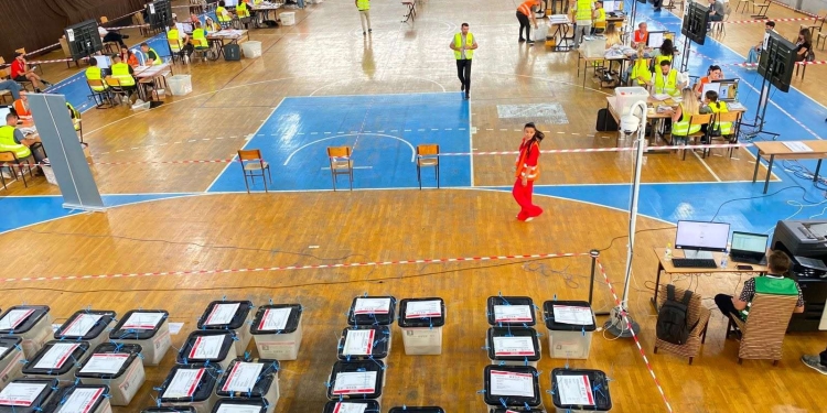 Numërohen mbi 75% e votave, këta janë pesë më të votuarit nga secila parti