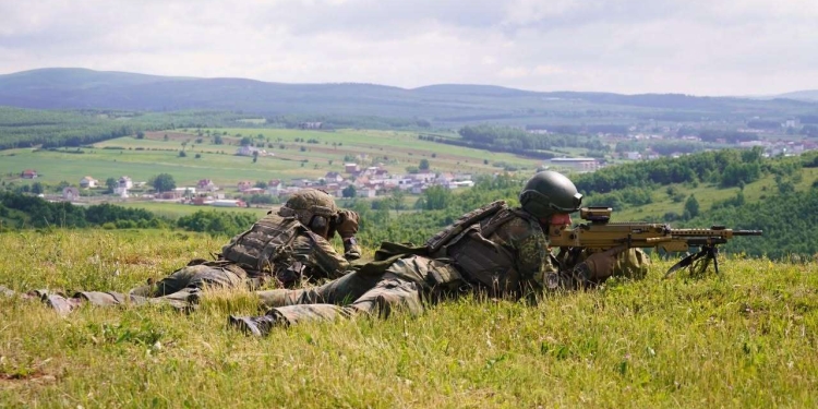 Italia kundërshton zvogëlimin e KFOR’it në Kosovë: Misioni është i domosdoshëm për stabilitetin e Ballkanit