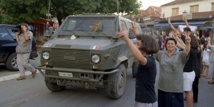 Ambasada italiane në Prishtinë: 27 vjet paqe dhe stabilitet në Kosovë nën KFOR-in