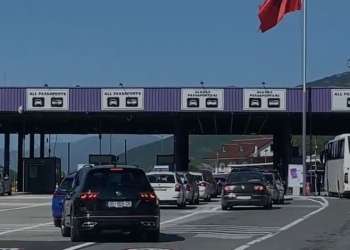 Kosova në zgjedhje, qytetarët zgjedhin bregdetin shqiptar