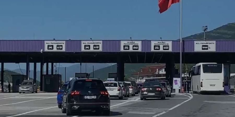 Kosova në zgjedhje, qytetarët zgjedhin bregdetin shqiptar