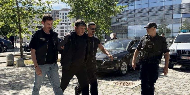 Masakra e Reçakut: Paraburgim ndaj pesë të akuzuarve për krime lufte