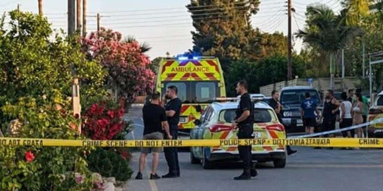 Tragjedi: Dy fëmijë humbin jetën brenda një veture të mbyllur