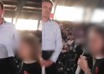 Supremja e lë në fuqi gjobën për VV-në për abuzimin me 10-vjeçaren në tubim