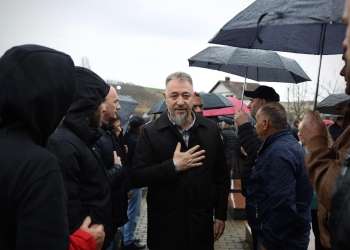 Lushtaku i reagon Sveçlës: Si dezertor i luftës që je, nuk mund të flasësh për burrëri