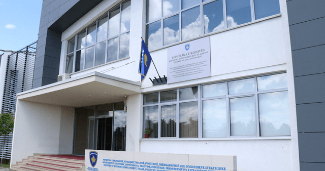 Auditori gjen shkelje në MINT, 29 pozita me ushtrues detyre, disa deri në 36 muaj