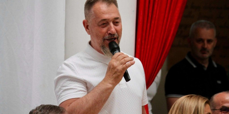 Sulmet e VV’së ndaj tij, Lushtaku: Ata që fyejnë e shajnë, i shërbejnë Serbisë