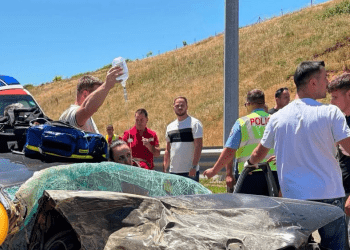 Pas aksidentit me fatalitet, nënshkruhen kontratat për sanimin e rrëshqitjeve në autostradën “Ibrahim Rugova”