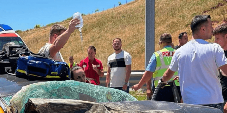 Pas aksidentit me fatalitet, nënshkruhen kontratat për sanimin e rrëshqitjeve në autostradën “Ibrahim Rugova”