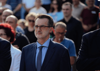 Ish-ministri Agani i reagon “ashpër” Qeverisë Kurti: Fondi i Sigurimeve Shëndetësore për më shumë se një dekadë ka ekzistuar si institucion