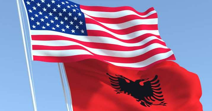 Shqipëria merr hua 302 milionë dollarë nga SHBA për financimin ushtarak