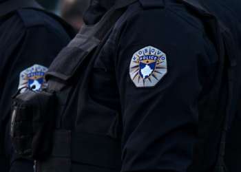 Një polic dhe një ish-polic dyshohet se u përfshinë në një rrahje në Pejë- Njëri nga ta ishte suspenduar më herët