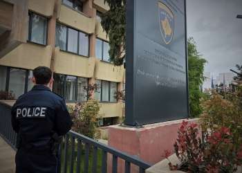 Specialja ngre aktakuzë për krime lufte ndaj pesë ish-pjesëtarëve të Policisë serbe