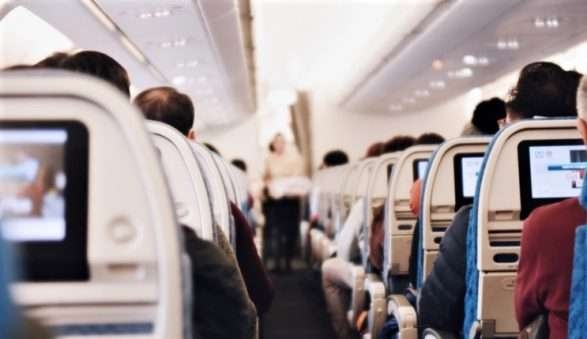 “Fëmijët nisën të luteshin” – Tmerr në avion e Air Canada, piloti pëson krizë në mes të fluturimit, lidhet nga pasagjerët