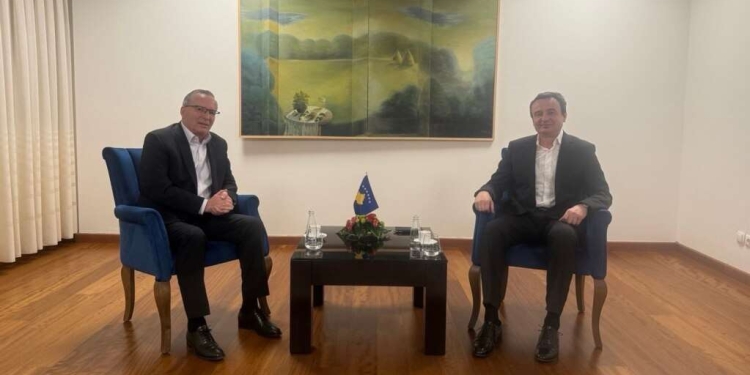 Hamza pranon ftesën e Kurtit për takim