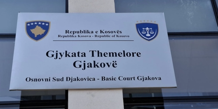 Theri me thikë dy persona, një muaj paraburgim ndaj të dyshuarit në Rahovec