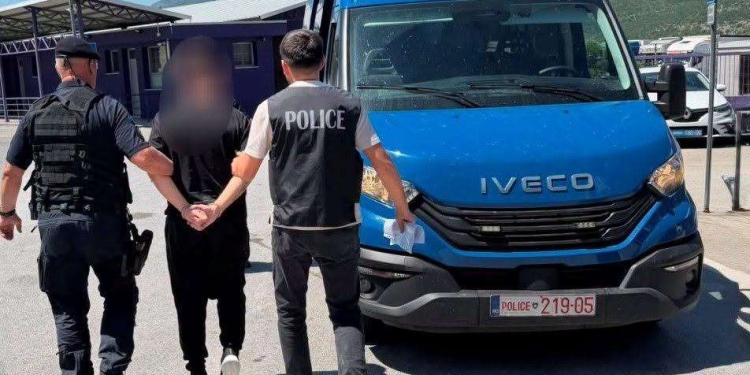 Dy persona të kërkuar nga drejtësia ekstradohen në Kosovë nga Zvicra dhe Shqipëria