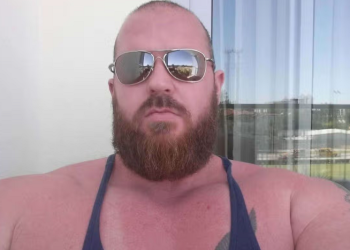 Tragjedi gjatë pushimeve: 45-vjeçari humb jetën teksa përpiqej ta shpëtonte partneren
