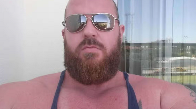 Tragjedi gjatë pushimeve: 45-vjeçari humb jetën teksa përpiqej ta shpëtonte partneren
