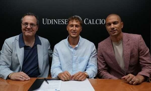Mërgim Vojvoda transferohet te Udinese, nënshkruan deri në vitin 2028