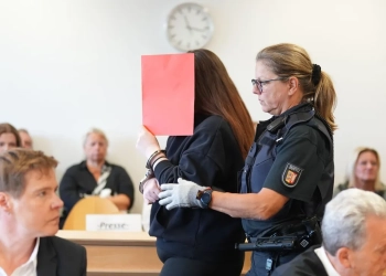 Foshnja në Gjermani vdiq nga uria, burgim të përjetshëm për prindërit