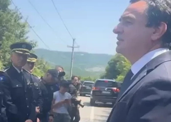 Kurti: Uniforma e Policisë së Kosovës është e shenjtë, vishet nga ata që i shërbejnë Republikës