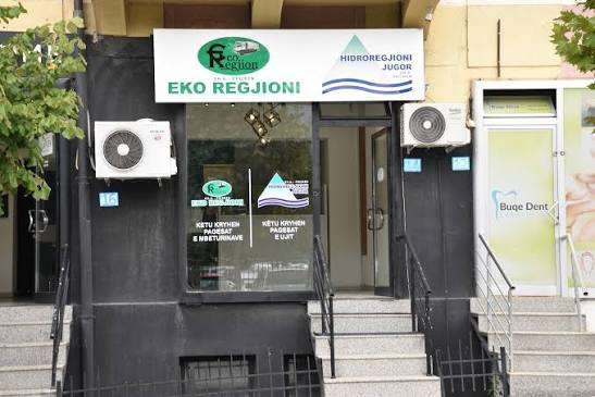 Punëtorët e Eko Regjionit ia tërhoqën vërejtjen, 61-vjeçari i sulmoi me sprej – katër të lënduar në Prizren
