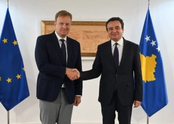 Kurti takon Sorensenin, flasin edhe për kthimin e gjyqtarëve dhe prokurorëve serbë