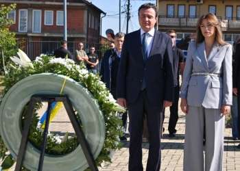 Adem Demaçi kujtohet për qëndresën dhe sakrificën për lirinë e Kosovës