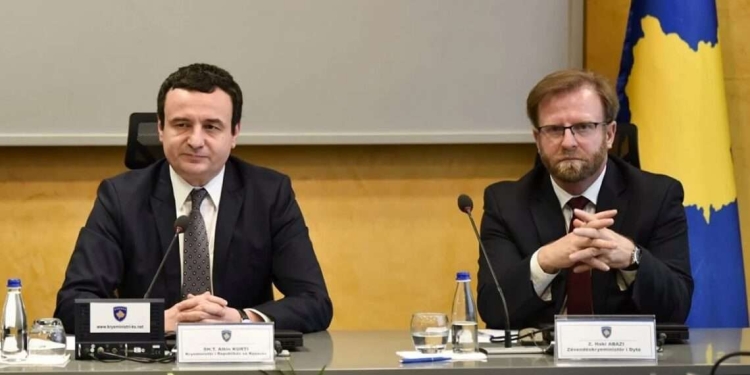 Haki Abazi i vetëofrohet Prokurorisë: ‘Lule Gjeli’ është në shërbim të Kurtit e Mihalit, e kam takuar në vitin 2021 në Delaware